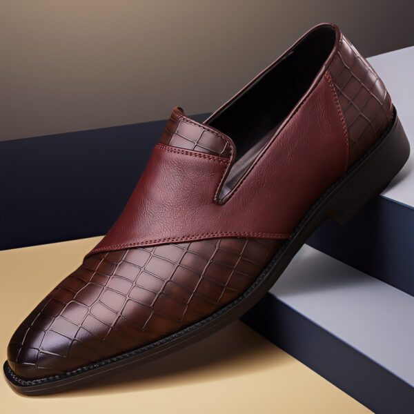 Plus Size Men's British Business Dress Leather Shoes - Image 4