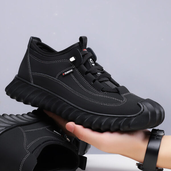 Fashion Soft Bottom Casual New Men's Sports Leather Shoes - Image 3