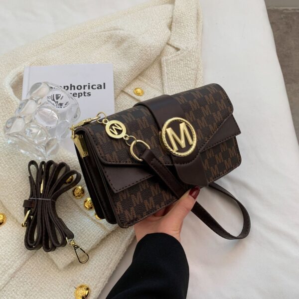 Niche Personality Printed Letter Shoulder Messenger Bag - Image 3