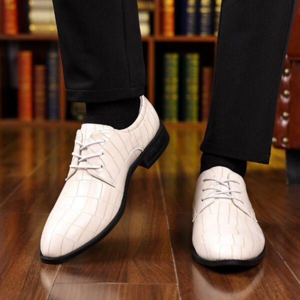 Plus Size Leather Shoes Men's Casual Breathable - Image 5
